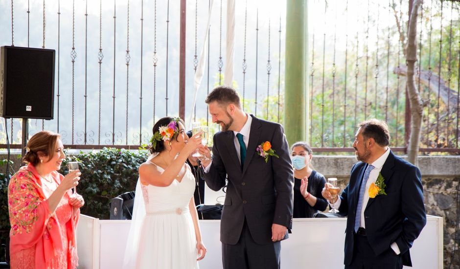La boda de Brendan y Vivian en Xochimilco, Ciudad de México