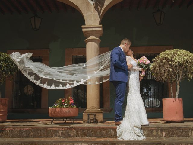 La boda de Pablo y Iris en Uruapan, Michoacán 17