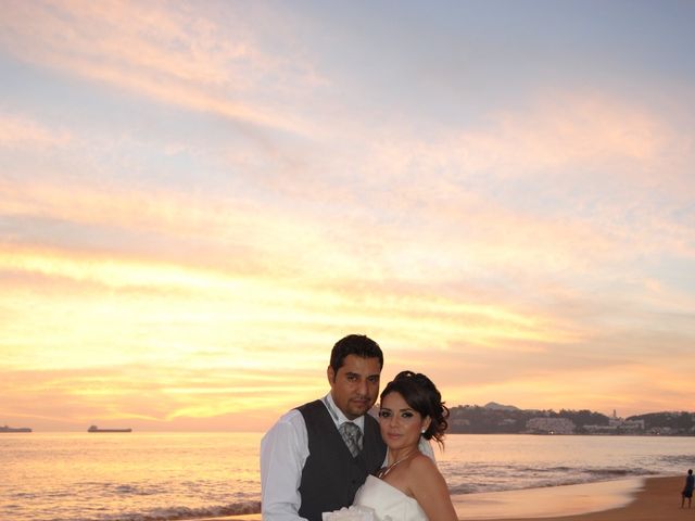 La boda de Cesar y Bricia en Manzanillo, Colima 13