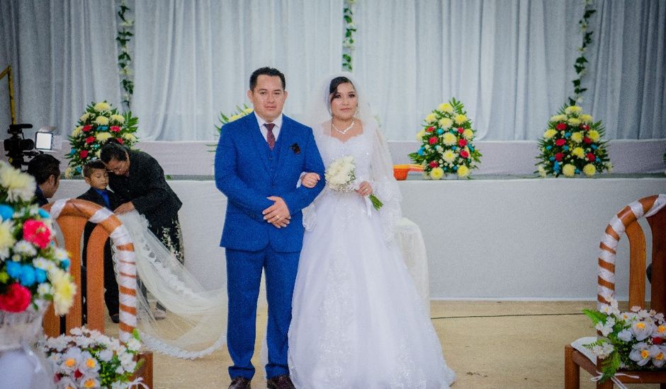 La boda de Carlos y Kristy en Hecelchakán, Campeche