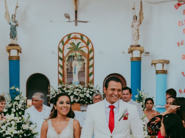 La boda de Juan y Karen en Puerto Escondido, Oaxaca 26