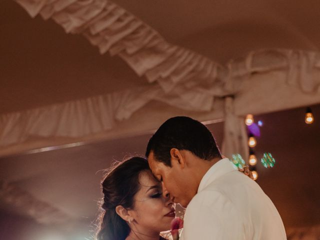 La boda de Juan y Karen en Puerto Escondido, Oaxaca 60