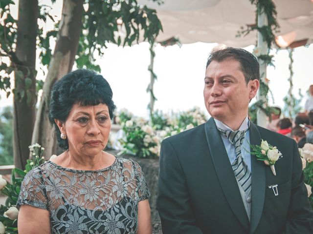 La boda de Alejandro y Viridiana en Tlalpan, Ciudad de México 12