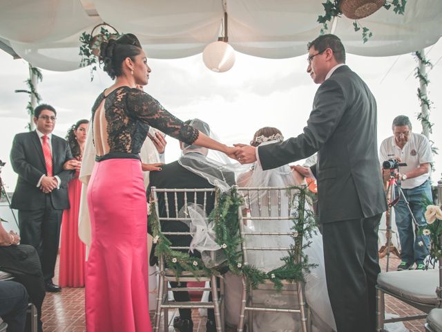 La boda de Alejandro y Viridiana en Tlalpan, Ciudad de México 25