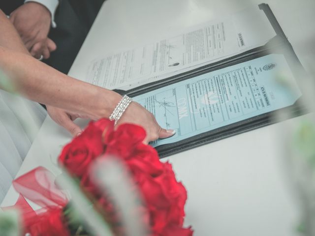 La boda de Alejandro y Viridiana en Tlalpan, Ciudad de México 35