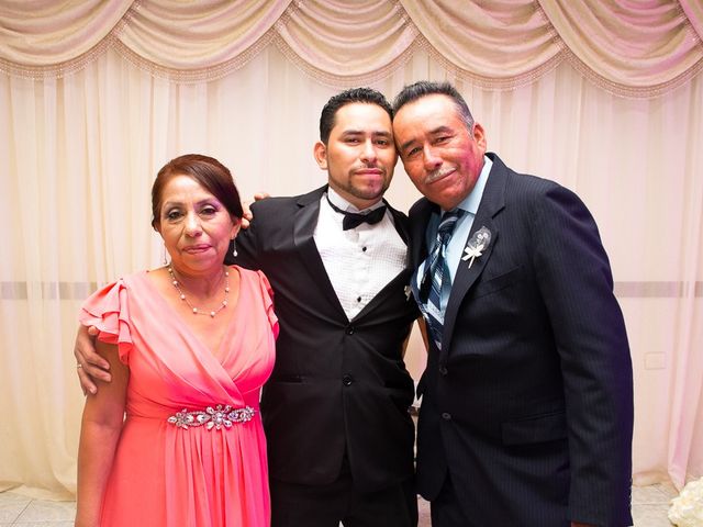 La boda de Erick y Lupita  en Matamoros, Tamaulipas 30