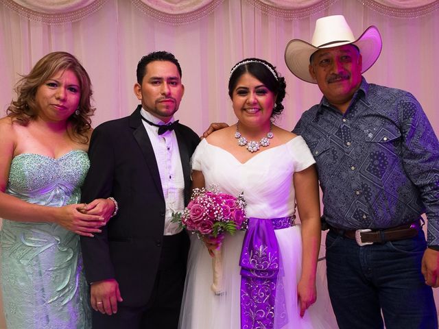 La boda de Erick y Lupita  en Matamoros, Tamaulipas 34