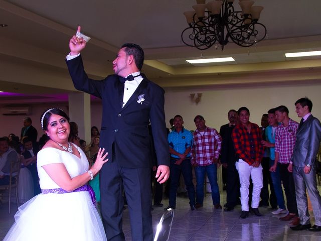 La boda de Erick y Lupita  en Matamoros, Tamaulipas 48