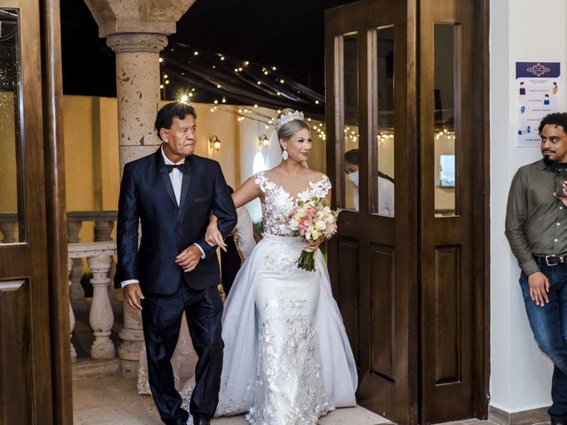 La boda de Pedro y Alejandra en Mazatlán, Sinaloa 4