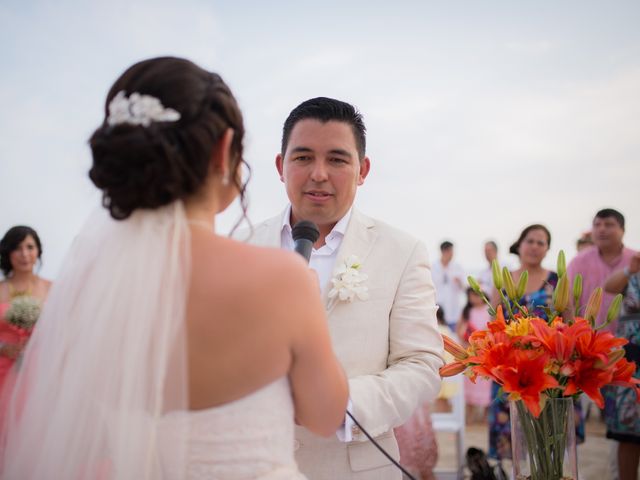 La boda de Jesús y Perla en Ixtapa Zihuatanejo, Guerrero 14