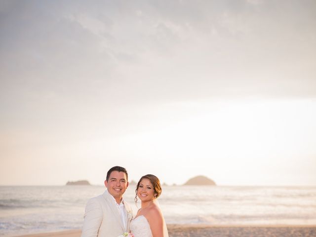 La boda de Jesús y Perla en Ixtapa Zihuatanejo, Guerrero 17