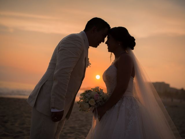 La boda de Jesús y Perla en Ixtapa Zihuatanejo, Guerrero 19