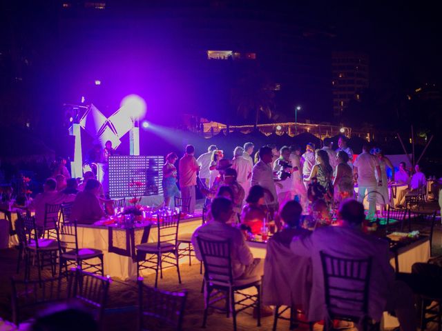 La boda de Jesús y Perla en Ixtapa Zihuatanejo, Guerrero 30