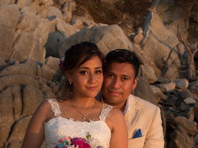 La boda de Pedro y Belén  en Huatulco, Oaxaca 7