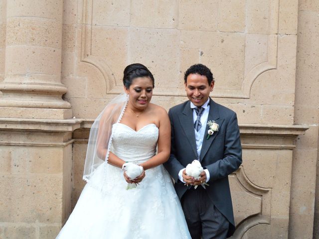 La boda de Ricardo y Adris en León, Guanajuato 27