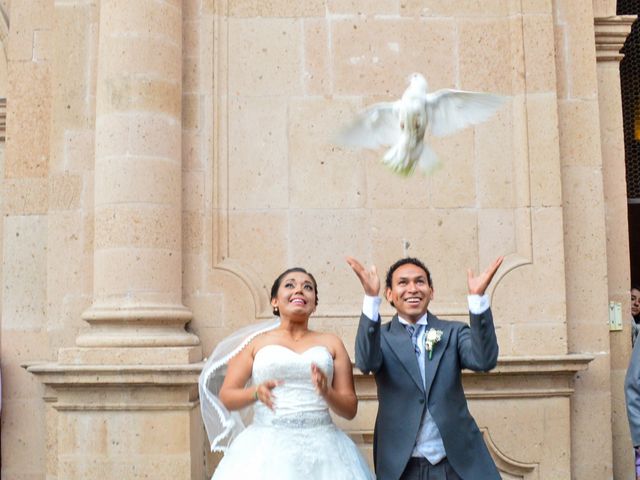 La boda de Ricardo y Adris en León, Guanajuato 28