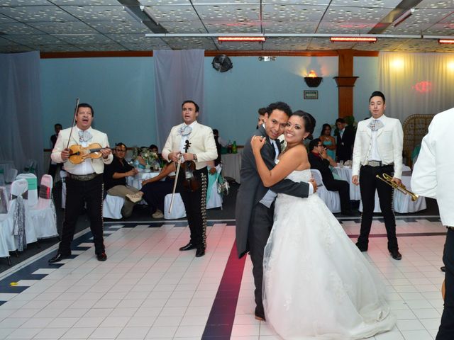 La boda de Ricardo y Adris en León, Guanajuato 117