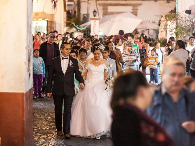 La boda de Mario y Nayeli en Taxco, Guerrero 78