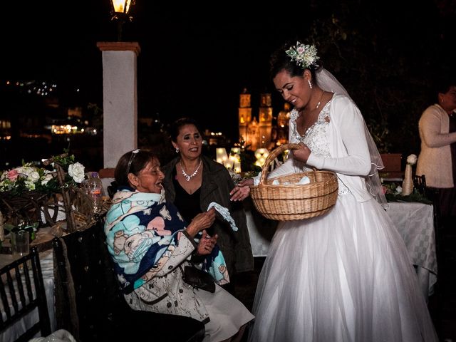 La boda de Mario y Nayeli en Taxco, Guerrero 99