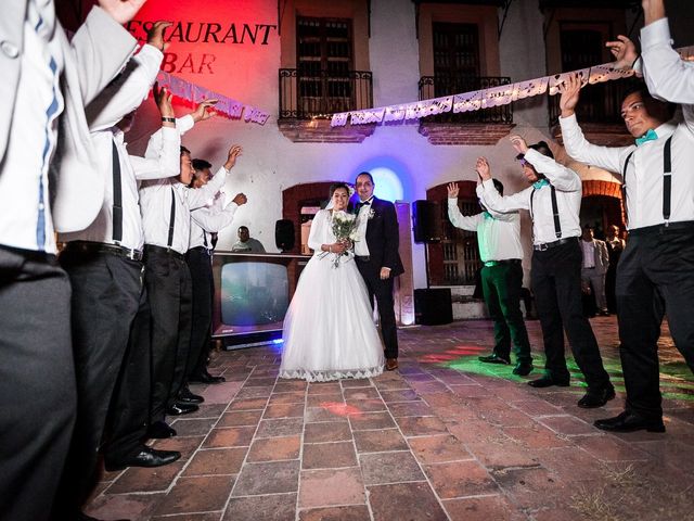 La boda de Mario y Nayeli en Taxco, Guerrero 104
