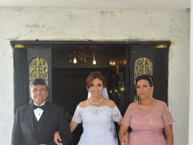 La boda de Erasmo y Mayte en Cadereyta Jiménez, Nuevo León 6