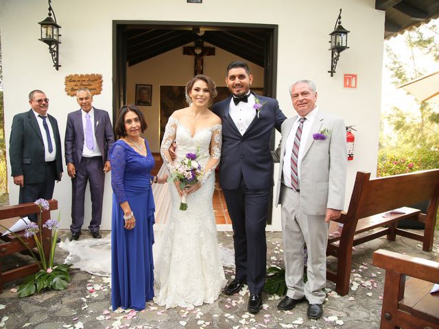 La boda de Óscar  y Deha  en Comala, Colima 64