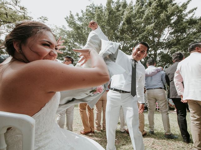 La boda de Néstor y Patricia en Berriozábal, Chiapas 299