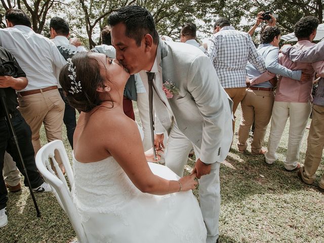 La boda de Néstor y Patricia en Berriozábal, Chiapas 308