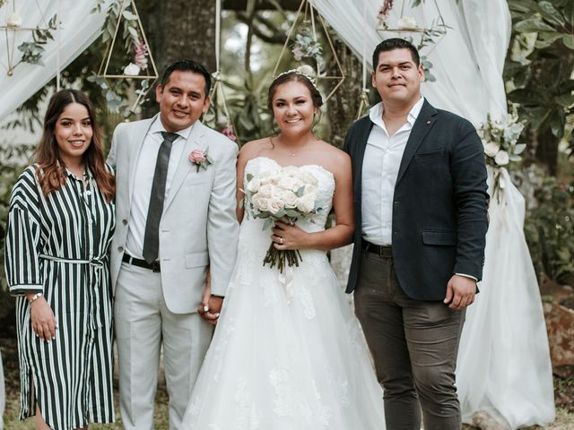 La boda de Néstor y Patricia en Berriozábal, Chiapas 403