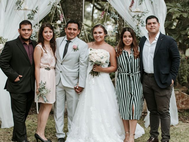 La boda de Néstor y Patricia en Berriozábal, Chiapas 405