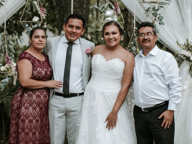 La boda de Néstor y Patricia en Berriozábal, Chiapas 417