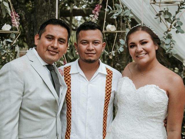 La boda de Néstor y Patricia en Berriozábal, Chiapas 428