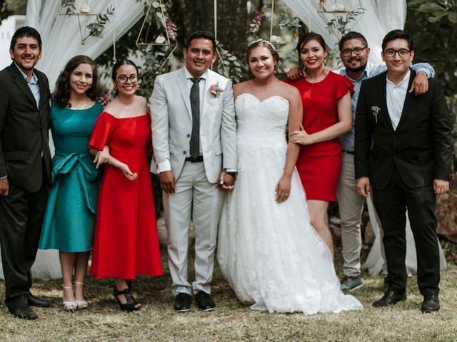 La boda de Néstor y Patricia en Berriozábal, Chiapas 460