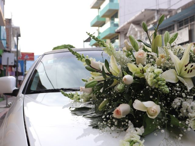 La boda de Iván y Yslem en Iguala de La Independencia, Guerrero 5