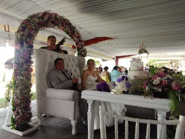 La boda de Pablo y Izbeth  en Tlayacapan, Morelos 2