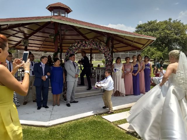 La boda de Pablo y Izbeth  en Tlayacapan, Morelos 9