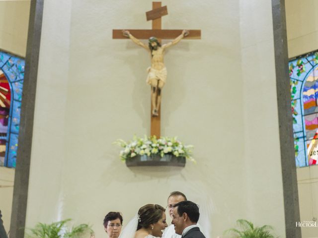 La boda de Carlos y Mayra en Ciudad Obregón, Sonora 32