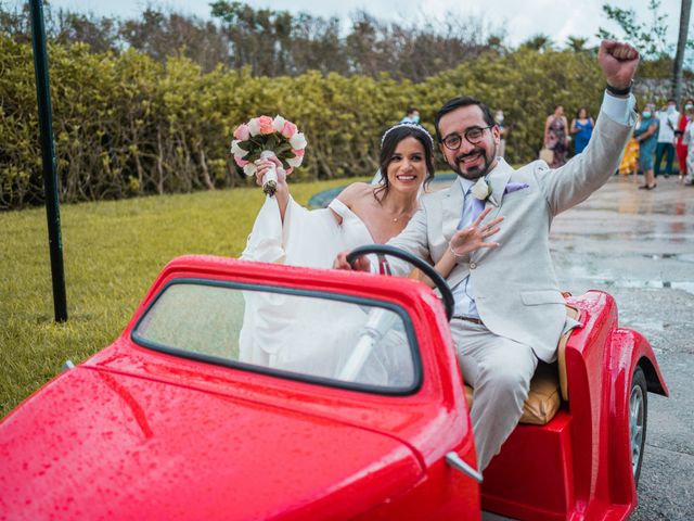 La boda de Iván y Thania en Playa del Carmen, Quintana Roo 70