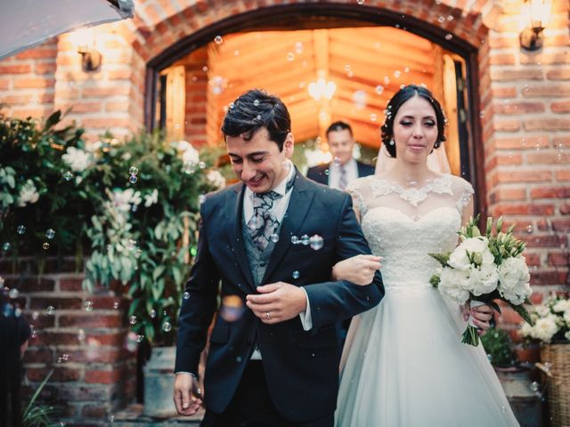 La boda de Gabo y Yuni en Jocotepec, Jalisco 349