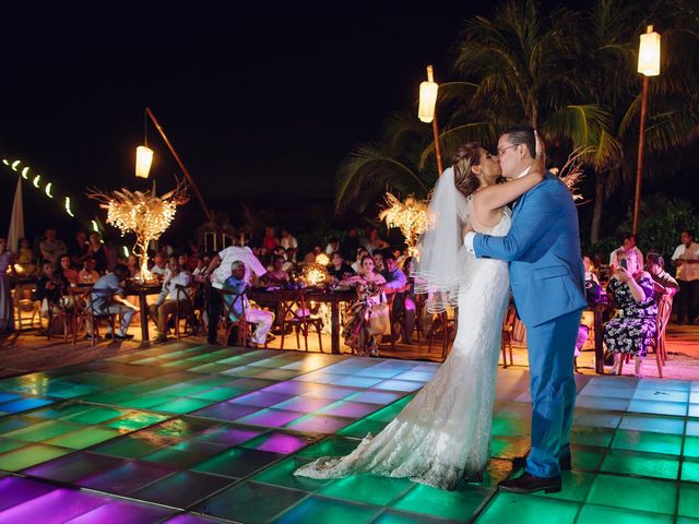 La boda de Jose y Yolanda en Acapulco, Guerrero 32