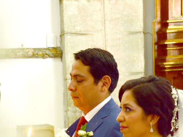 La boda de Marcos y Karen en Oaxaca, Oaxaca 24