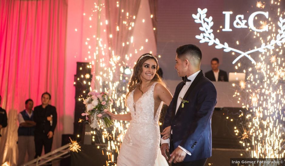 La boda de Ivan y Cinthia en León, Guanajuato