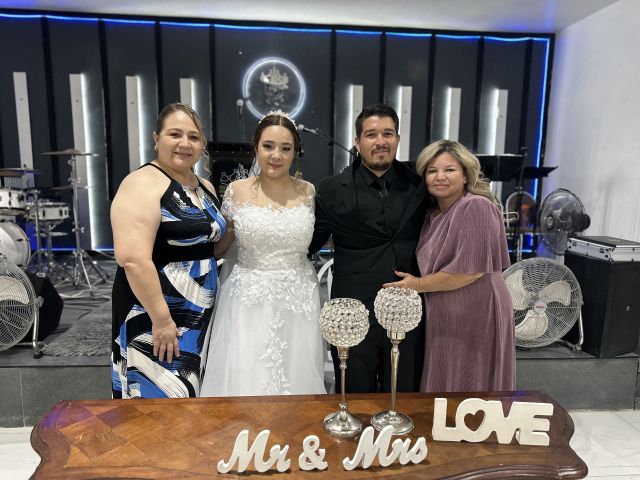 La boda de Ángel  y Elizhama  en Caborca, Sonora 4