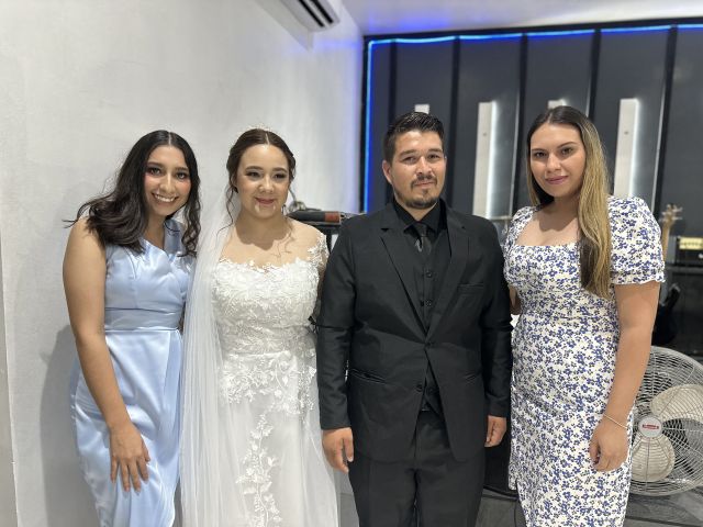 La boda de Ángel  y Elizhama  en Caborca, Sonora 6