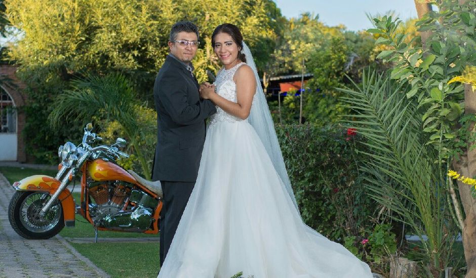 La boda de Ismael y Claudia en Irapuato, Guanajuato