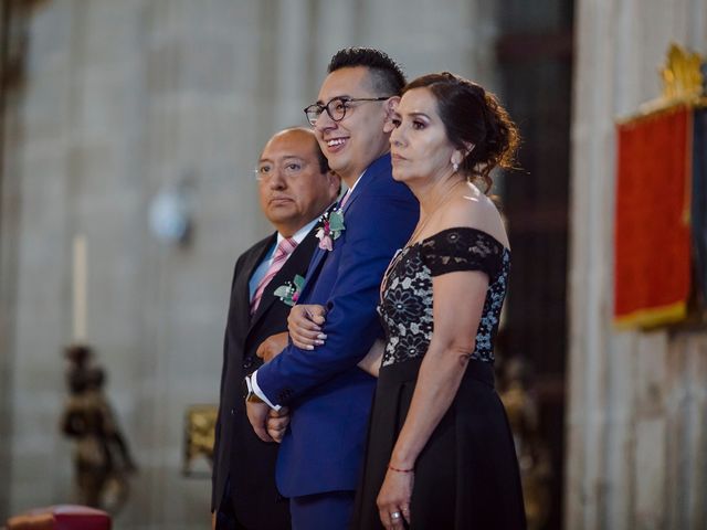 La boda de Edgar y Naim en Iztapalapa, Ciudad de México 13