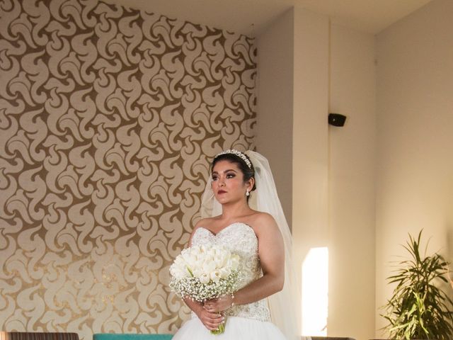 La boda de Carlos y Miriam en Irapuato, Guanajuato 14