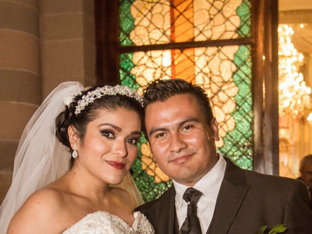 La boda de Carlos y Miriam en Irapuato, Guanajuato 30