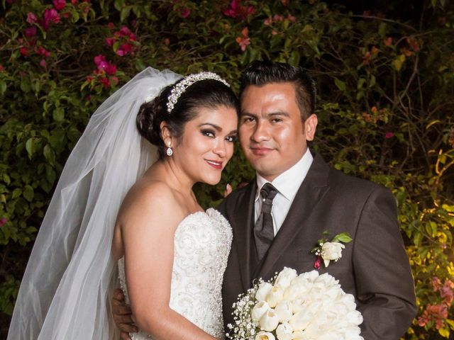 La boda de Carlos y Miriam en Irapuato, Guanajuato 44