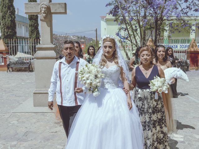 La boda de Miguel y Ana en San Lorenzo Cacaotepec, Oaxaca 6